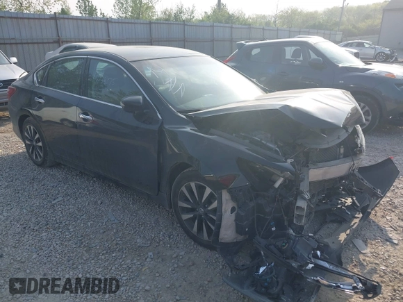 2018 Nissan Altima SR with VIN 1N4AL3AP9JC166595, listed as a IAAI auction lot 42138175 with 98,377 mi miles and . Bid and sale history available at carsss.com. Image 1.