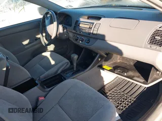 2004 Toyota Camry LE with VIN 4T1BE32K54U889401, listed as a IAAI auction lot 41778562 with Not Provided miles and . Bid and sale history available at carsss.com. Image 5.