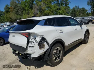2025 Kia Sportage LX with VIN KNDPU3DF0S7350080, listed as a Copart auction lot 50770675 with 11,567 mi miles and Clean Title. Bid and sale history available at carsss.com. Image 3.