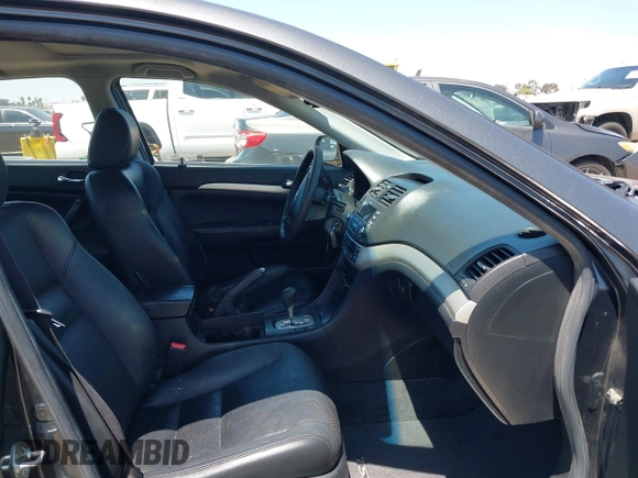 2007 Acura TSX with VIN JH4CL96877C008982, listed as a IAAI auction lot 42333258 with 186,794 mi miles and . Bid and sale history available at DreamBid. Image 5.