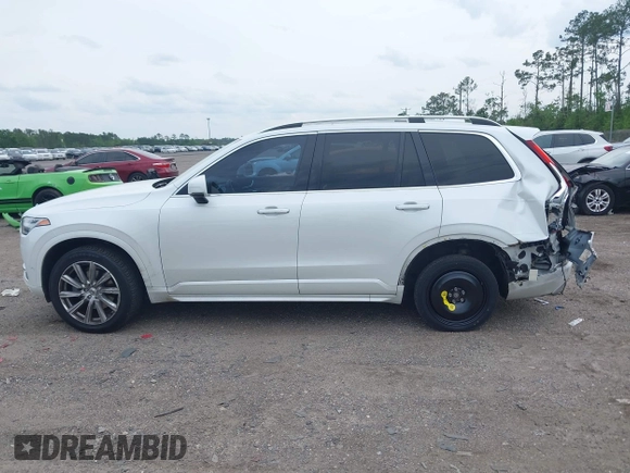 2018 Volvo XC90 Momentum with VIN YV4A22PK2J1202199, listed as a IAAI auction lot 41898147 with 82,161 mi miles and . Bid and sale history available at DreamBid. Image 14.