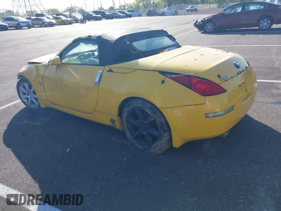2005 Nissan 350Z Touring z VIN JN1AZ36AX5M753551, wystawiony jako IAAI lot #41958722 z przebiegiem 149 132 mil mil oraz . Historia ofert i sprzedaży dostępna na DreamBid. Obrazek 3.