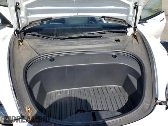 2023 Tesla Model 3 z VIN 5YJ3E1EA5PF401240, wystawiony jako Copart lot #56548895 z przebiegiem 25 188 mil mil oraz Szkoda całkowita • Salvage title. Historia ofert i sprzedaży dostępna na DreamBid. Obrazek 11.