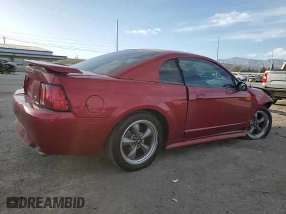 2004 Ford Mustang GT Deluxe z VIN 1FAFP42X54F221786, wystawiony jako Copart lot #47560645 z przebiegiem 138 407 mil mil oraz Szkoda całkowita • Salvage title. Historia ofert i sprzedaży dostępna na DreamBid. Obrazek 3.