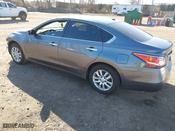 2015 Nissan Altima 2.5 with VIN 1N4AL3AP8FN326865, listed as a IAAI auction lot 41803486 with 114,548 mi miles. Bid and sale history available at carsss.com. Image 3.