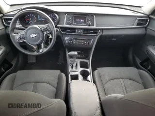 2017 Kia Optima LX z VIN 5XXGT4L34HG139643, wystawiony jako Copart lot #54663845 z przebiegiem 188 053 mil mil oraz Szkoda całkowita • Salvage title. Historia ofert i sprzedaży dostępna na DreamBid. Obrazek 8.