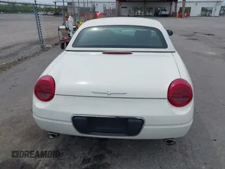 2003 Ford Thunderbird Deluxe with VIN 1FAHP60A03Y113355, listed as a IAAI auction lot 41890414 with 147,620 mi miles. Bid and sale history available at carsss.com. Image 16.