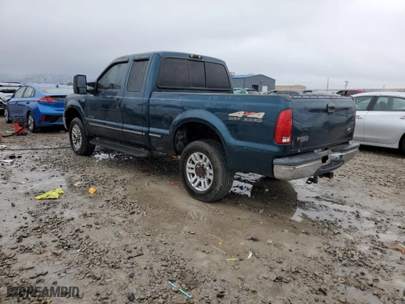 1999 Ford Super Duty F-250 XL with VIN 1FTNX21F2XEC55276, listed as a Copart auction lot 43467855 with 247,934 mi miles and Salvage Title. Bid and sale history available at carsss.com. Image 2.