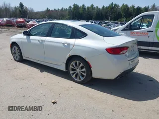2015 Chrysler 200 S with VIN 1C3CCCBB6FN573571, listed as a IAAI auction lot 42125624 with 171,933 mi miles. Bid and sale history available at carsss.com. Image 3.