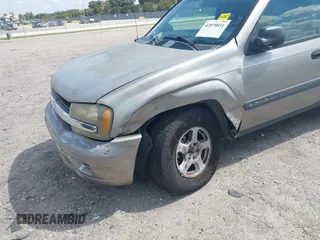 2003 Chevrolet TrailBlazer LS with VIN 1GNDT13SX32367807, listed as a IAAI auction lot 42070031 with 162,966 mi miles and . Bid and sale history available at DreamBid. Image 6.
