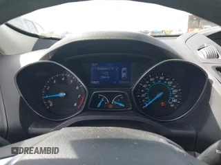 2013 Ford Escape SE with VIN 1FMCU0GX7DUB76154, listed as a IAAI auction lot 41926246 with 60,607 mi miles. Bid and sale history available at carsss.com. Image 7.