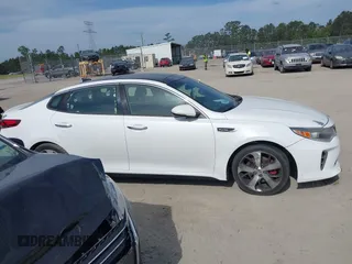 2016 Kia Optima SX Turbo с VIN 5XXGW4L25GG010677, выставлен на аукционе IAAI как лот 42081043 с пробегом 167 201 миль миль и . История ставок и продаж доступна на DreamBid. Изображение 13.