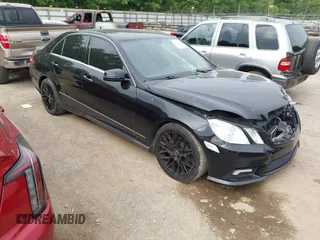 2011 Mercedes-Benz E 350 Luxury z VIN WDDHF8HB6BA373522, wystawiony jako IAAI lot #42371558 z przebiegiem 140 768 mil mil oraz . Historia ofert i sprzedaży dostępna na DreamBid. Obrazek 1.