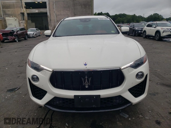 2019 Maserati Levante GranSport with VIN ZN661XUS8KX313673, listed as a Copart auction lot 66441554 with 76,388 mi miles and Salvage Title. Bid and sale history available at carsss.com. Image 5.