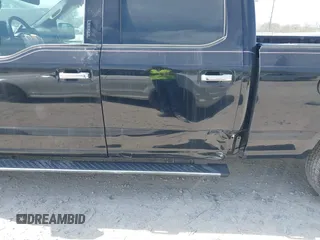 2016 Ford F-150 XLT with VIN 1FTFW1EGXGFD60758, listed as a IAAI auction lot 42060023 with 118,211 mi miles and . Bid and sale history available at carsss.com. Image 14.