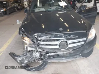 2018 Mercedes-Benz C 300 with VIN 55SWF4KB2JU247861, listed as a IAAI auction lot 41774115 with 63,429 mi miles and . Bid and sale history available at carsss.com. Image 6.