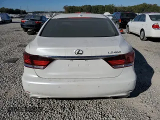 2013 Lexus LS 460 z VIN JTHBL5EF8D5123255, wystawiony jako Copart lot #76777644 z przebiegiem Nie podano mil oraz Szkoda całkowita • Salvage title. Historia ofert i sprzedaży dostępna na DreamBid. Obrazek 6.