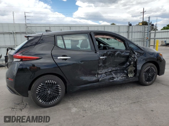 2025 Nissan LEAF SV Plus z VIN 1N4CZ1CV7SC562274, wystawiony jako Copart lot #57523515 z przebiegiem 4 980 mil mil oraz Szkoda całkowita • Salvage title. Historia ofert i sprzedaży dostępna na DreamBid. Obrazek 3.