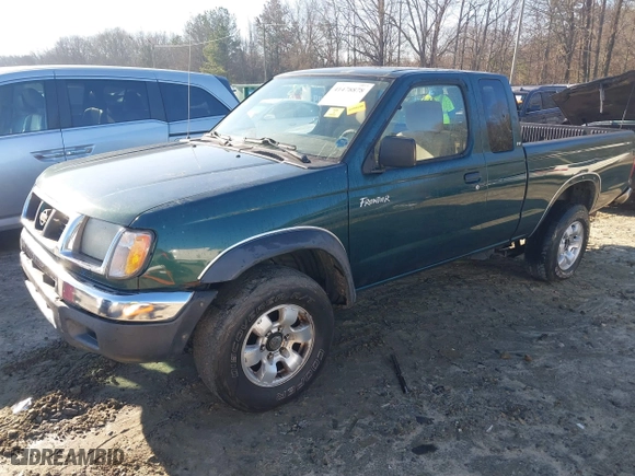 2000 Nissan Frontier 2WD XE with VIN 1N6ED26T2YC427520, listed as a IAAI auction lot 41478878 with 215,250 mi miles. Bid and sale history available at carsss.com. Image 17.