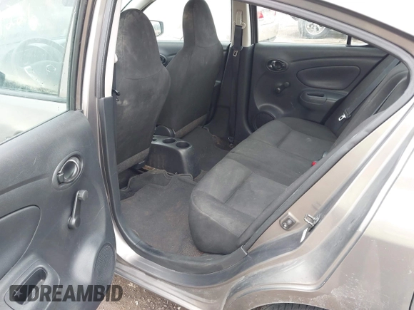 2016 Nissan Versa SV with VIN 3N1CN7AP7GL916192, listed as a IAAI auction lot 41997226 with 146,751 mi miles. Bid and sale history available at carsss.com. Image 8.