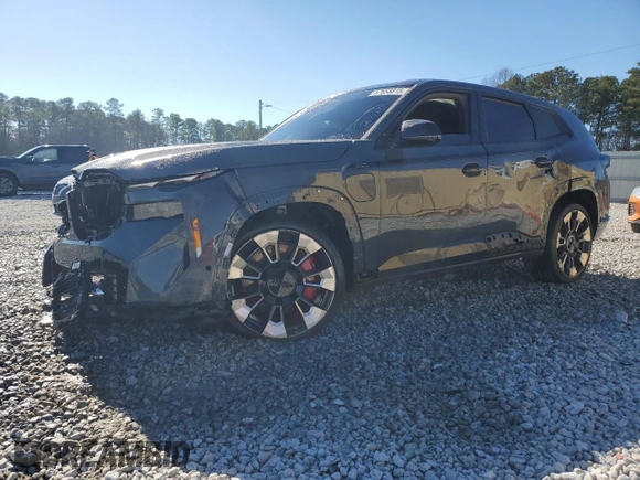 2023 BMW XM z VIN 5YM23CS03P9S57455, wystawiony jako Copart lot #87658815 z przebiegiem Nie podano mil oraz Szkoda całkowita • Salvage title. Historia ofert i sprzedaży dostępna na DreamBid. Obrazek 1.