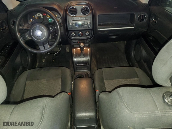 2015 Jeep Patriot High Altitude with VIN 1C4NJRAB4FD100885, listed as a Copart auction lot 44915465 with 171,810 mi miles and Clean Title. Bid and sale history available at carsss.com. Image 8.