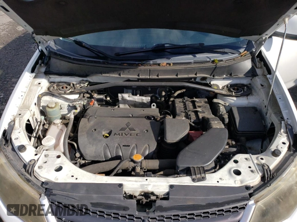 2009 Mitsubishi Outlander SE z VIN JA4MT31W69Z001475, wystawiony jako Copart lot #74098814 z przebiegiem 142 351 mil mil oraz Szkoda całkowita • Salvage title. Historia ofert i sprzedaży dostępna na DreamBid. Obrazek 12.