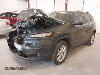 2016 Jeep Cherokee Latitude z VIN 1C4PJMCB3GW187502, wystawiony jako IAAI lot #42048898 z przebiegiem 151 450 mil mil oraz . Historia ofert i sprzedaży dostępna na DreamBid. Obrazek 17.