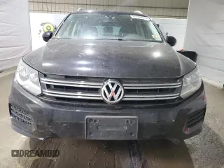 2017 Volkswagen Tiguan Wolfsburg Edition with VIN WVGSV7AX0HW502932, listed as a Copart auction lot 61498075 with 133,479 mi miles and Clean title. Bid and sale history available at DreamBid. Image 5.