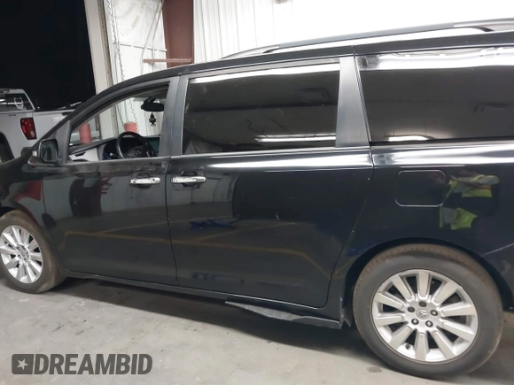 2016 Toyota Sienna XLE with VIN 5TDYK3DC2GS757749, listed as a IAAI auction lot 42617318 with 139,737 mi miles and . Bid and sale history available at DreamBid. Image 14.