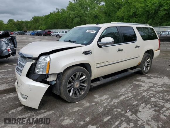 2011 Cadillac Escalade ESV Platinum Edition z VIN 1GYS4KEF5BR157831, wystawiony jako Copart lot #56680995 z przebiegiem 186 688 mil mil oraz Szkoda całkowita • Salvage title. Historia ofert i sprzedaży dostępna na DreamBid. Obrazek 1.