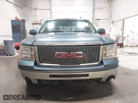 2011 GMC Sierra 1500 Denali z VIN 3GTP2XE26BG100503, wystawiony jako IAAI lot #41755606 z przebiegiem 185 277 mil mil oraz . Historia ofert i sprzedaży dostępna na DreamBid. Obrazek 12.