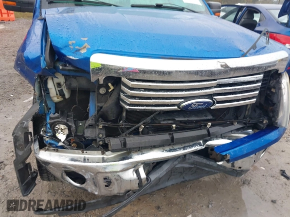 2011 Ford F-150 XL with VIN 1FTFX1CT9BFA91495, listed as a IAAI auction lot 40992290 with 237,133 mi miles. Bid and sale history available at carsss.com. Image 6.