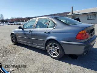 2001 BMW 3 Series 330i with VIN WBAAV53421JR79675, listed as a Copart auction lot 50988985 with 134,600 mi miles and Salvage Title. Bid and sale history available at carsss.com. Image 2.
