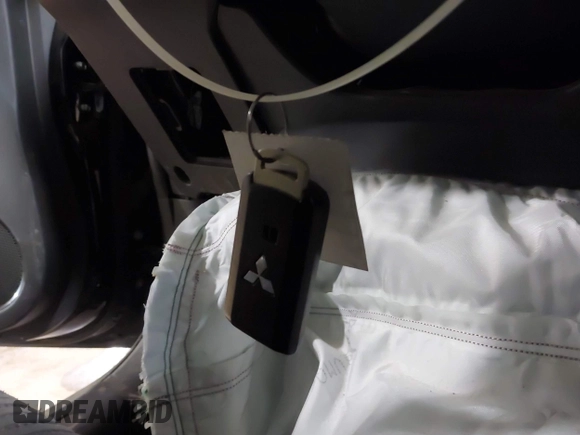 2019 Mitsubishi Mirage SE z VIN ML32F4FJ4KHF06326, wystawiony jako IAAI lot #41881755 z przebiegiem Nie podano mil oraz . Historia ofert i sprzedaży dostępna na DreamBid. Obrazek 11.