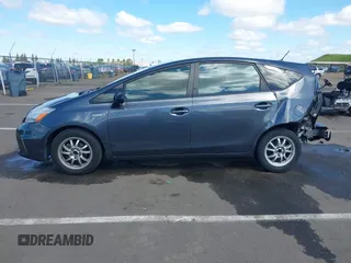2014 Toyota Prius Two z VIN JTDZN3EU4E3332759, wystawiony jako IAAI lot #41939605 z przebiegiem 115 288 mil mil oraz . Historia ofert i sprzedaży dostępna na DreamBid. Obrazek 15.