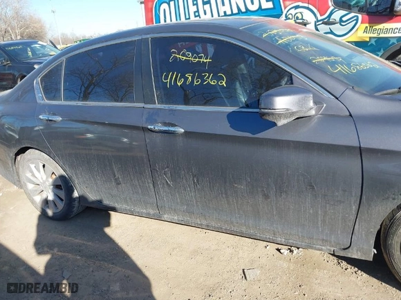 2015 Honda Accord Sedan EX-L with VIN 1HGCR2F89FA209074, listed as a IAAI auction lot 41686362 with 79,167 mi miles. Bid and sale history available at carsss.com. Image 14.