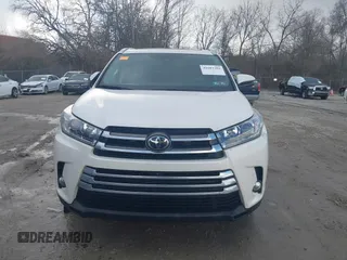 2017 Toyota Highlander Limited with VIN 5TDDZRFH7HS446499, listed as a IAAI auction lot 41681302 with 89,055 mi miles and . Bid and sale history available at DreamBid. Image 13.