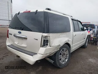 2008 Ford Expedition EL Limited with VIN 1FMFK205X8LA06664, listed as a IAAI auction lot 41258163 with 247,906 mi miles. Bid and sale history available at carsss.com. Image 6.