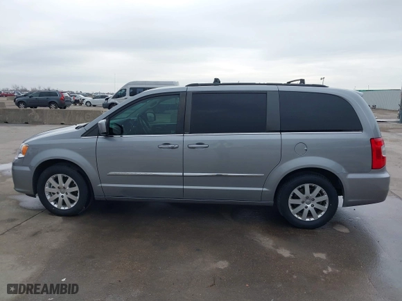 2014 Chrysler Town & Country Touring with VIN 2C4RC1BG0ER234277, listed as a IAAI auction lot 41441067 with 94,314 mi miles. Bid and sale history available at carsss.com. Image 14.