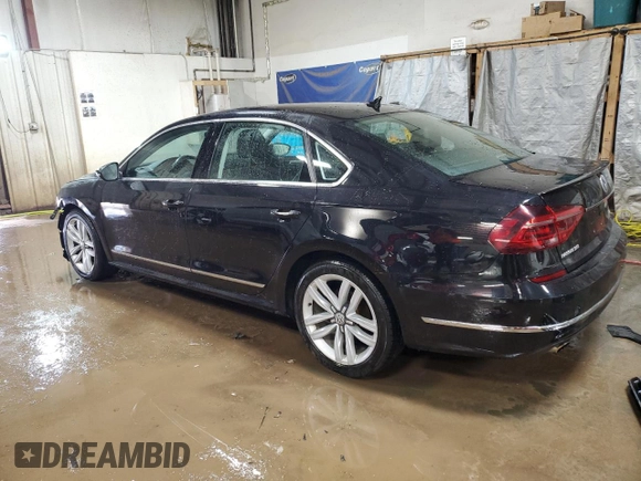 2017 Volkswagen Passat SEL Premium z VIN 1VWCT7A34HC078780, wystawiony jako Copart lot #49827235 z przebiegiem 94 618 mil mil oraz Szkoda całkowita • Salvage title. Historia ofert i sprzedaży dostępna na DreamBid. Obrazek 2.