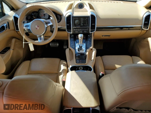 2011 Porsche Cayenne S с VIN WP1AB2A24BLA44481, выставлен на аукционе Copart как лот 53110375 с пробегом 111 036 миль миль и Списание • Salvage title. История ставок и продаж доступна на DreamBid. Изображение 8.