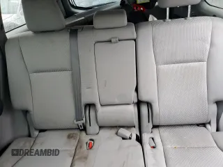 2017 Toyota Highlander LE z VIN 5TDBZRFH4HS436049, wystawiony jako Copart lot #51210145 z przebiegiem 109 492 mil mil oraz Szkoda całkowita • Salvage title. Historia ofert i sprzedaży dostępna na DreamBid. Obrazek 10.