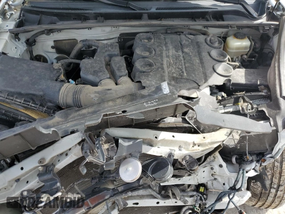 2013 Toyota 4Runner SR5 with VIN JTEZU5JR7D5048623, listed as a Copart auction lot 48212605 with 133,490 mi miles and Salvage Title. Bid and sale history available at DreamBid. Image 14.