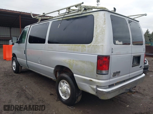 2007 Ford Econoline Passenger XL with VIN 1FBNE31L97DA19249, listed as a IAAI auction lot 41726653 with 114,141 mi miles. Bid and sale history available at carsss.com. Image 3.