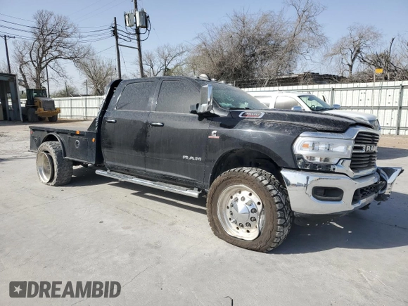 2019 Ram 3500 Big Horn with VIN 3C63R3HLXKG610187, listed as a Copart auction lot 47739915 with 320,498 mi miles and Salvage Title. Bid and sale history available at carsss.com. Image 4.
