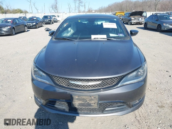 2015 Chrysler 200 S with VIN 1C3CCCDG6FN727592, listed as a IAAI auction lot 41769446 with 27,542 mi miles. Bid and sale history available at carsss.com. Image 12.