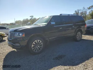 2017 Lincoln Navigator L with VIN 5LMJJ3HT0HEL07841, listed as a Copart auction lot 81852574 with 0 mi miles and Salvage Title. Bid and sale history available at carsss.com. Image 1.