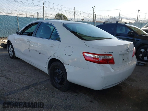 2009 Toyota Camry with VIN 4T4BE46K39R064079, listed as a IAAI auction lot 41950516 with 185,884 mi miles. Bid and sale history available at carsss.com. Image 3.