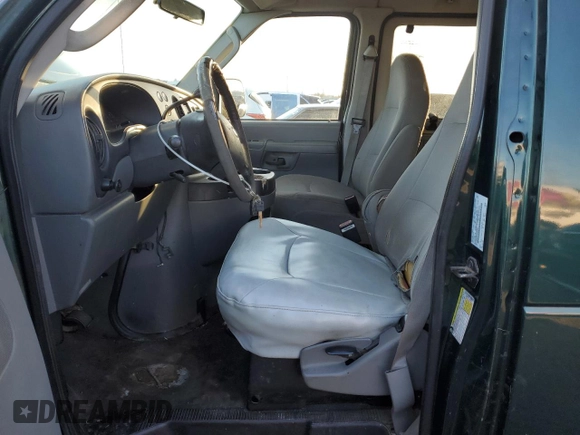 2007 Ford Econoline Passenger XL with VIN 1FBNE31L17DB00911, listed as a Copart auction lot 87107744 with 251,189 mi miles and Clean Title. Bid and sale history available at carsss.com. Image 7.